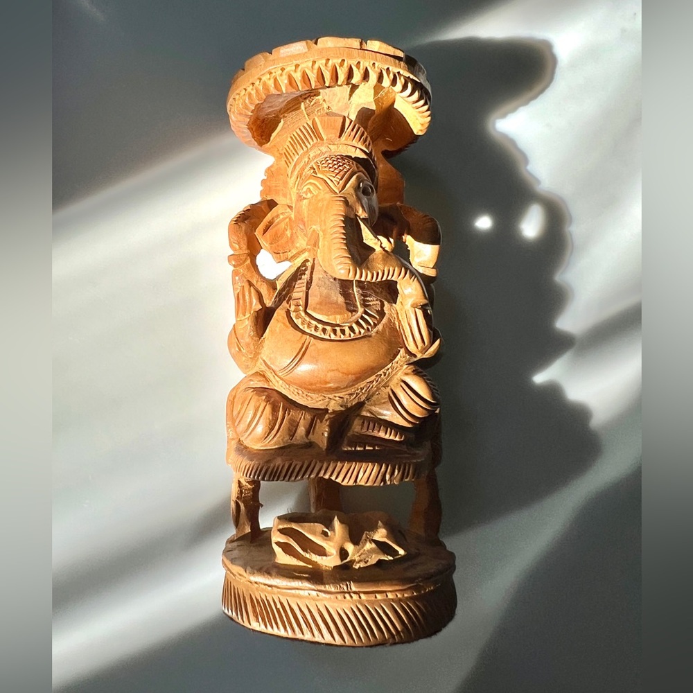wood Ganesha Elephant Deity of Wisdom Intellect Handcrafted 5 inch